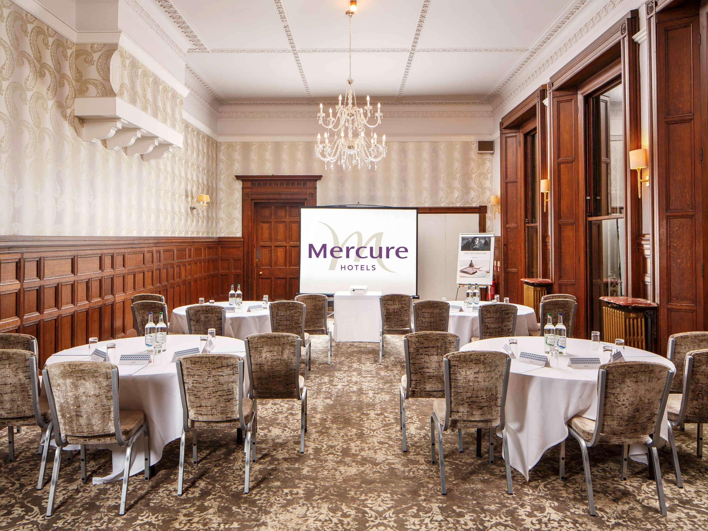 Mercure Burton Upon Trent, Newton Park Exterior photo