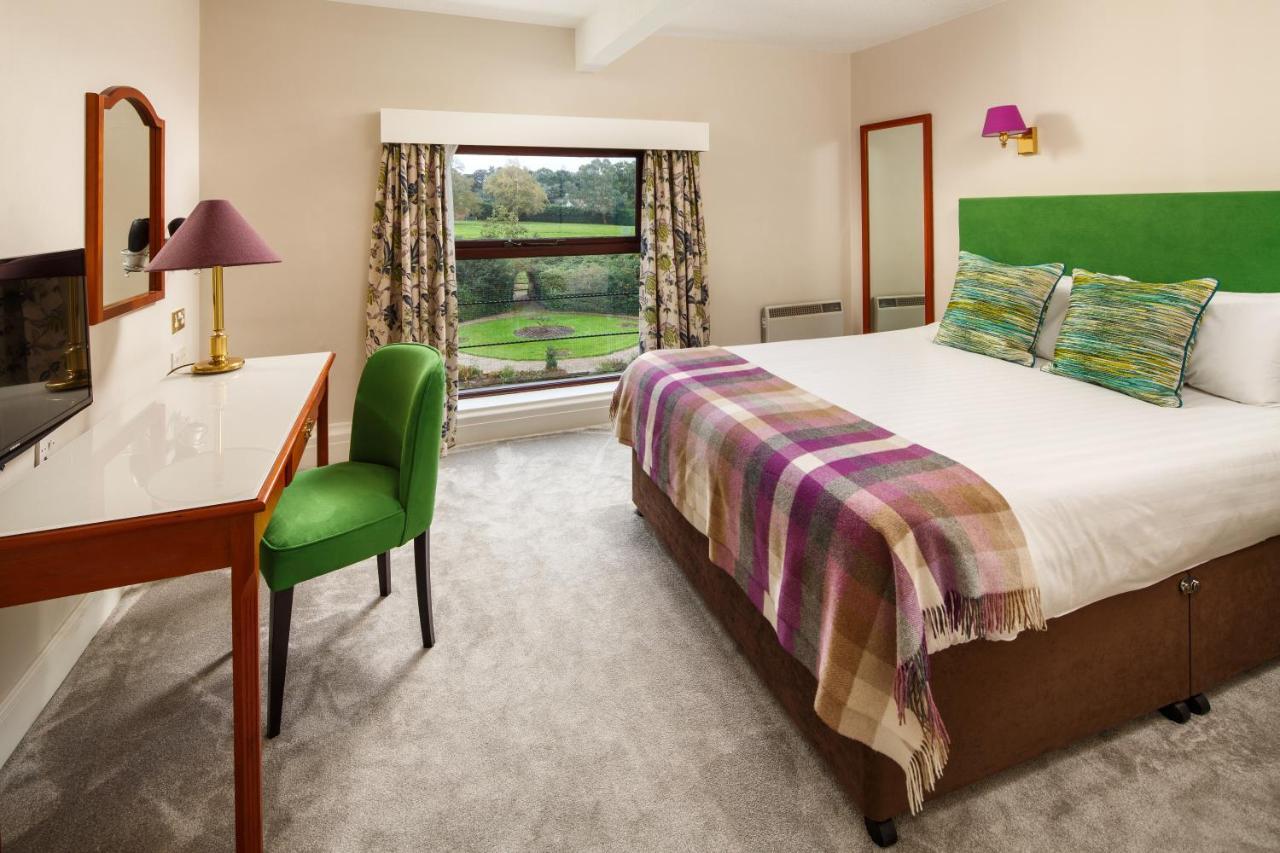 Mercure Burton Upon Trent, Newton Park Exterior photo